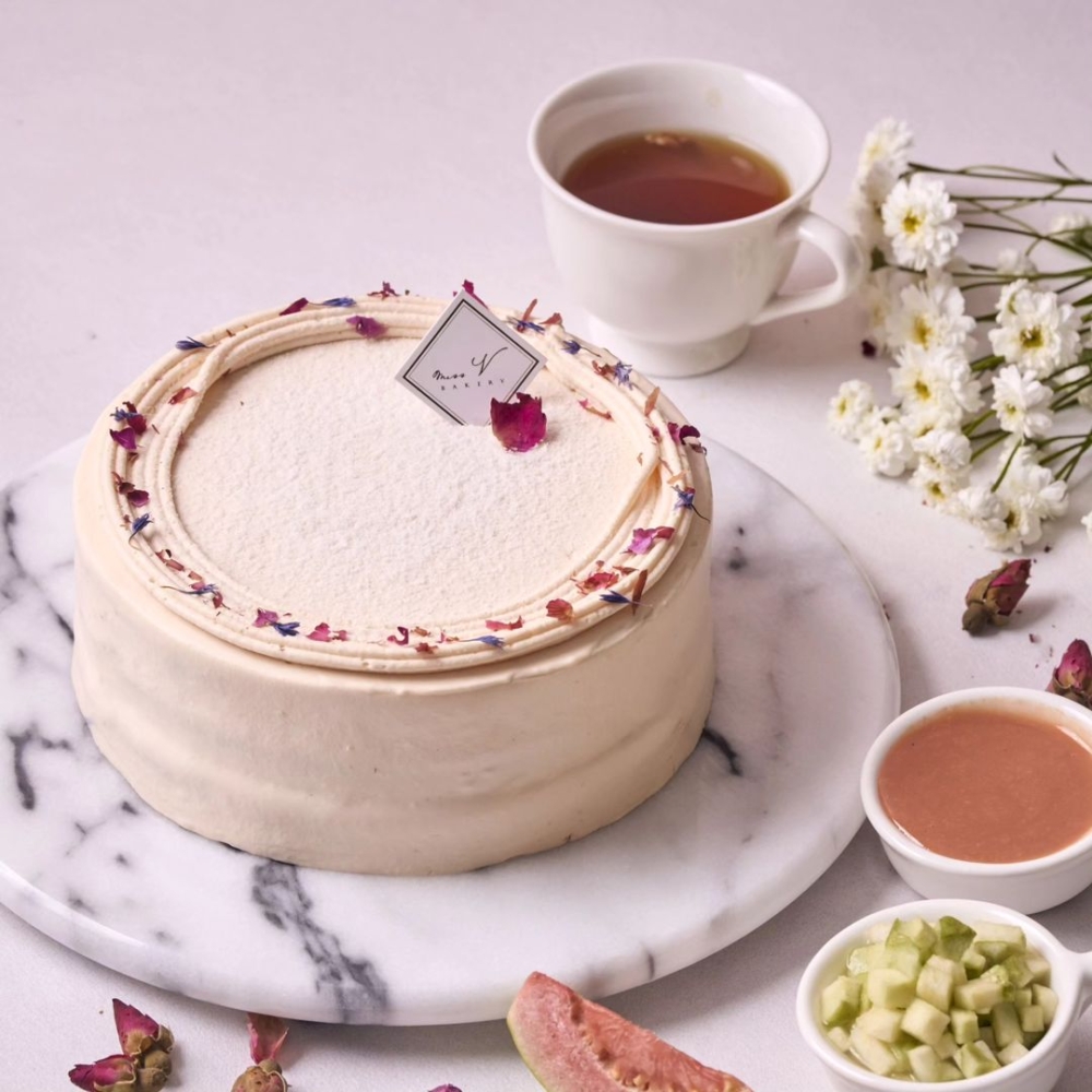 胭脂紅心芭樂蛋糕。