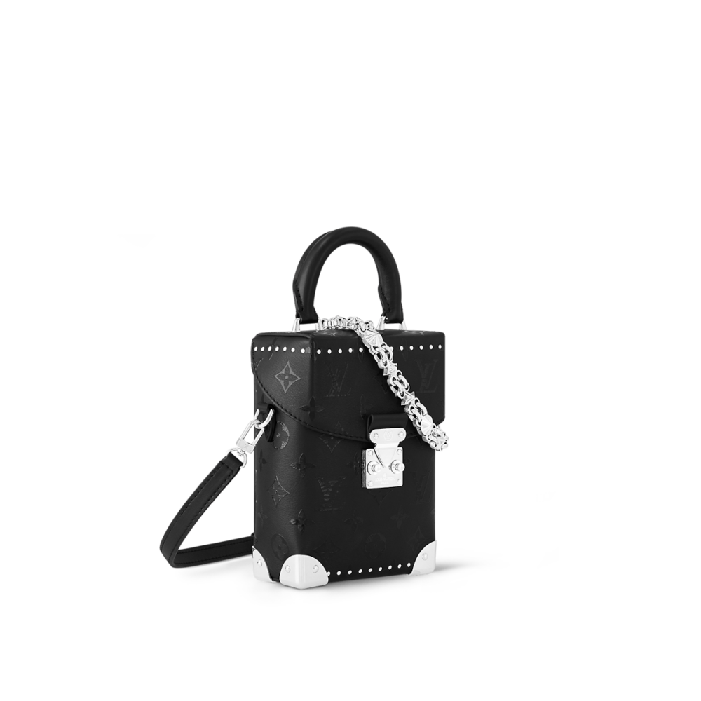 綴以黑色Monogram印花圖案。