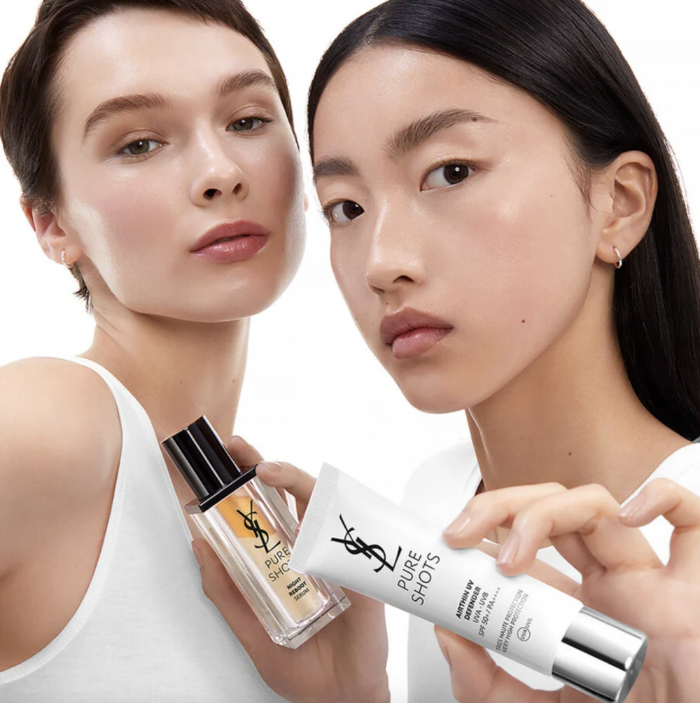 在夏日的時刻,我們都會需要防曬乳或是隔離霜保護我們的肌膚。