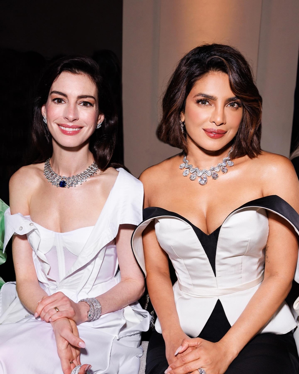 一次集結眾多品牌大使,除了Anne Hathaway外,還有日本女星森星、印度女星Priyanka Chopra、劉亦菲、舒淇