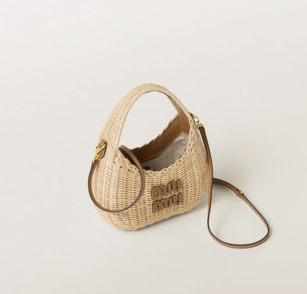 Wander Wicker Hobo Bag。