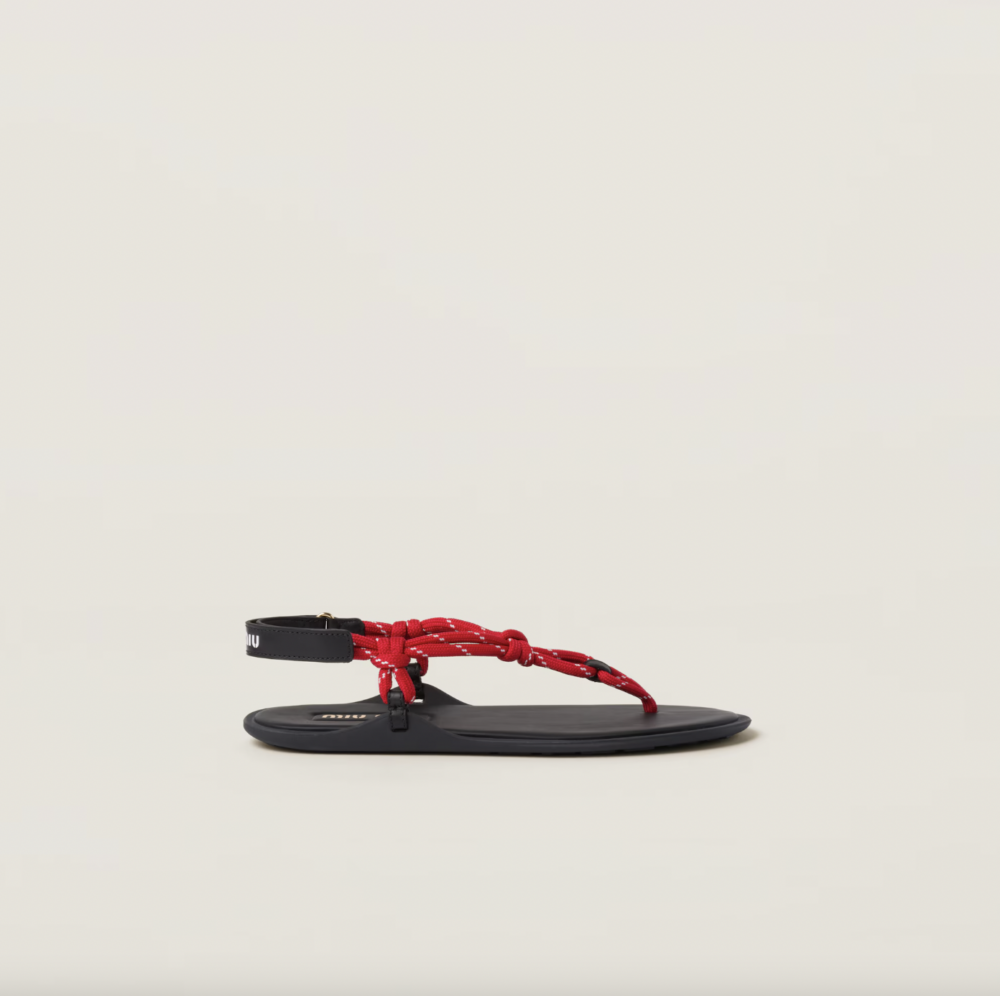 Riviere cord and Leather Sandals。