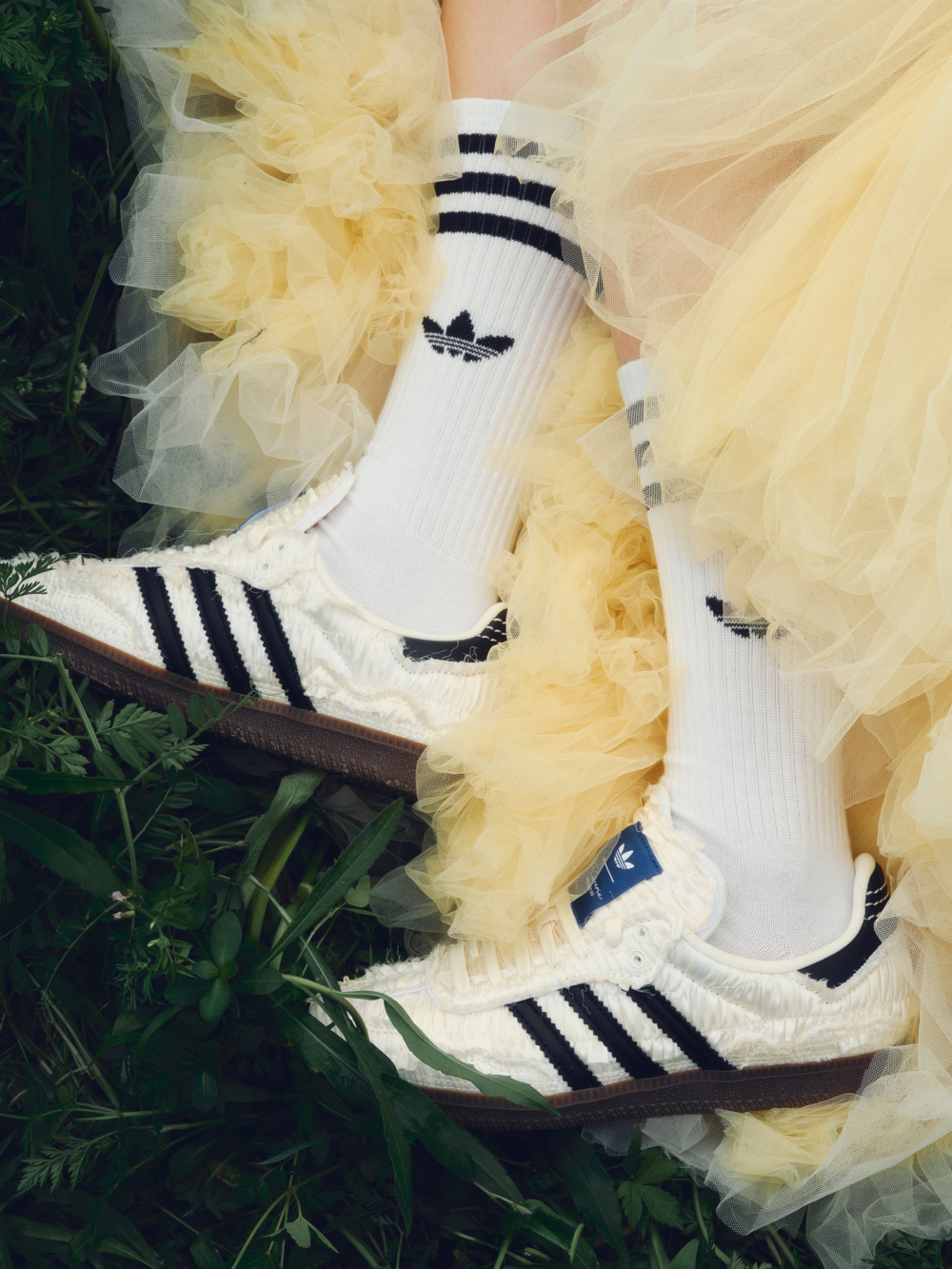 adidas Originals × Caroline Hu的聯名鞋款。