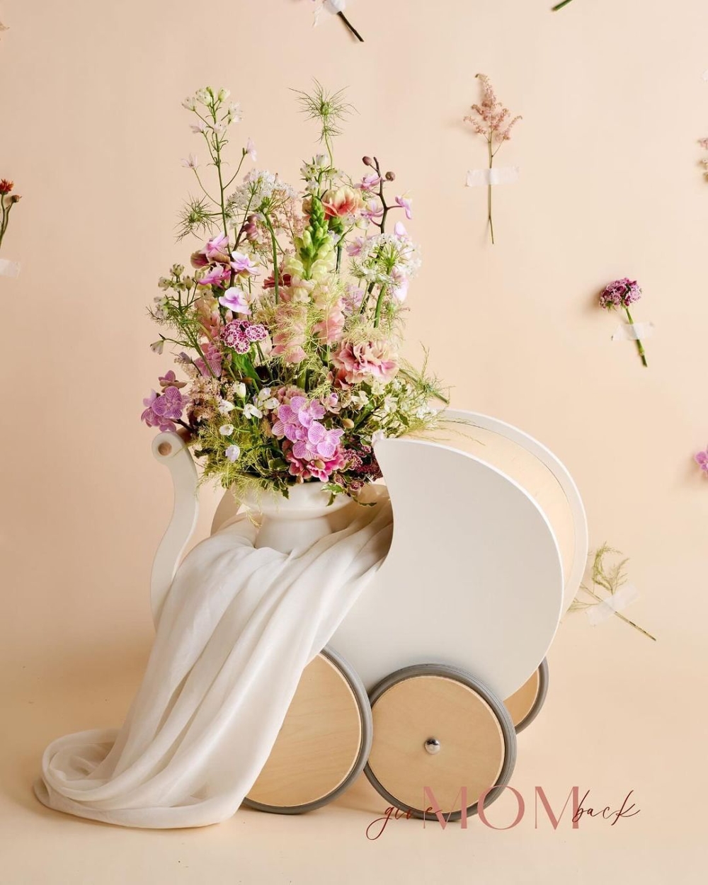 van der Bloom Flowers的花禮，Mom's Backyard 。