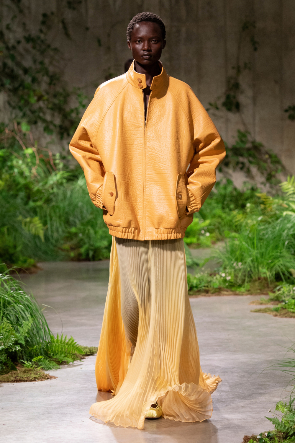 Gucci 2025早春時裝秀