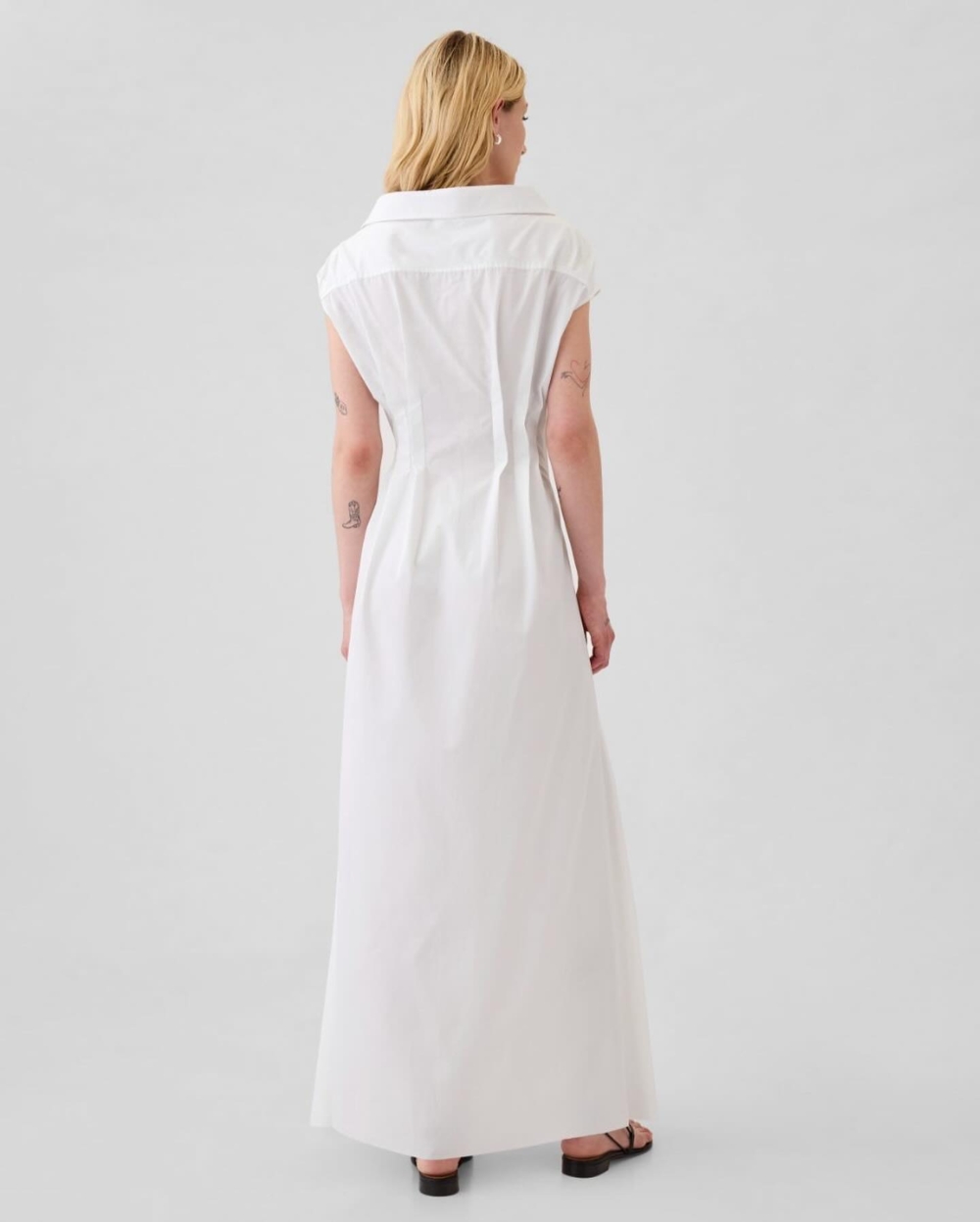 Gap美國總部也宣布將即日起上架這件單品,僅限官網開放預購