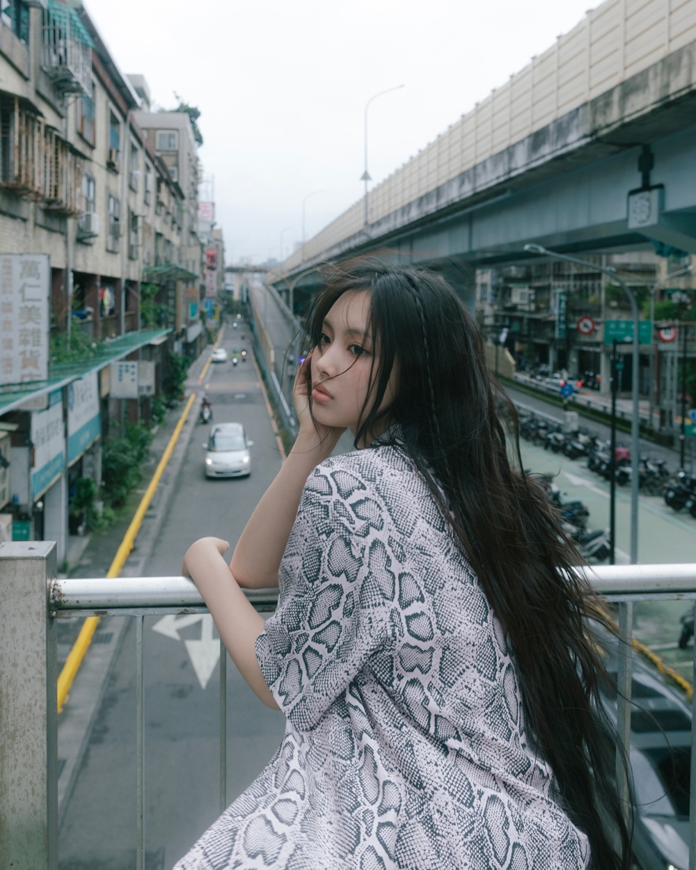 NewJeans〈How Sweet〉幕後照