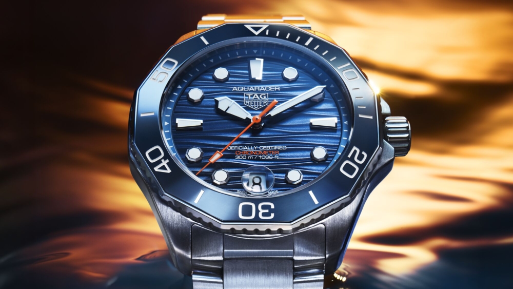 TAG Heuer Aquaracer Professional 300 日期腕錶藍面款，建議售價NT$124,500