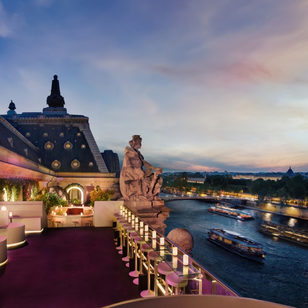 露天酒吧可以享受巴黎夜景