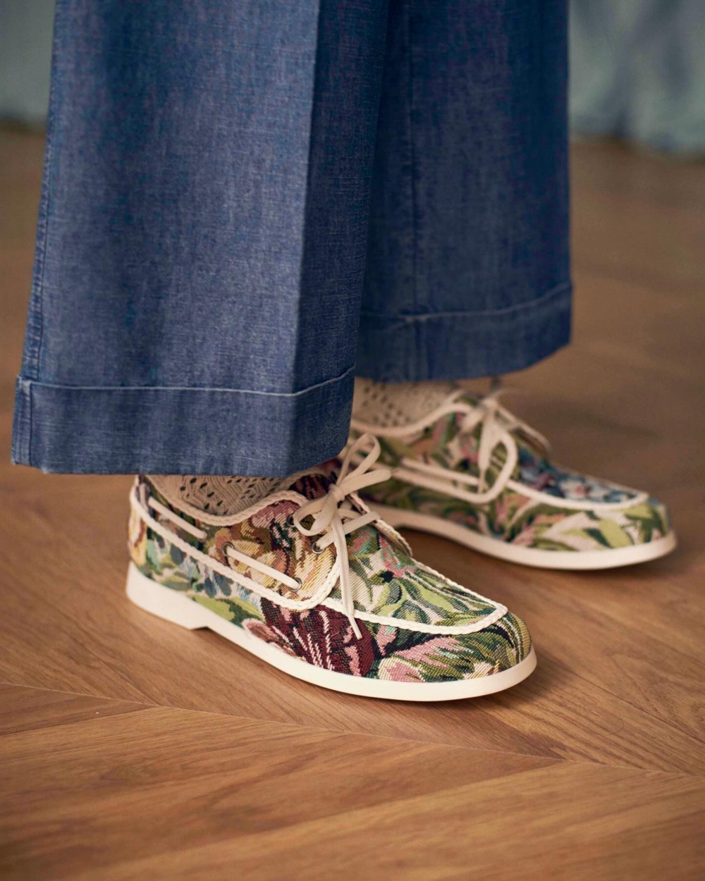 Valentino「Avant les Débuts」Pre-spring 2025系列