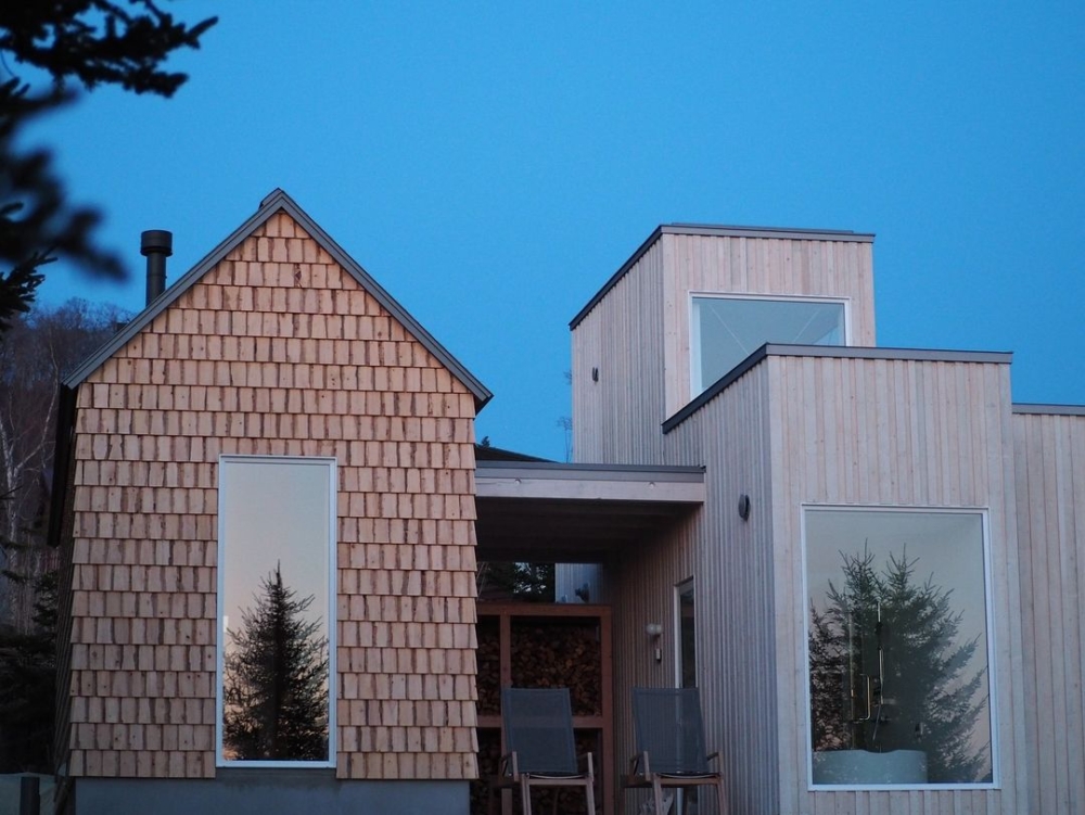 在設計內部橫樑時，每一塊木材都盡量裁切得剛剛好