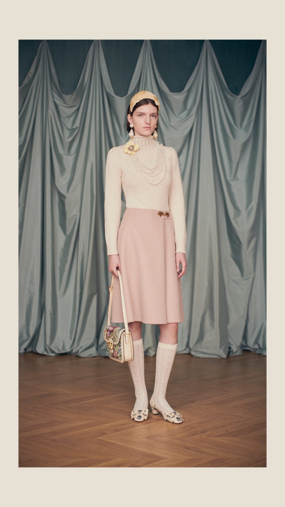 Valentino「Avant les Débuts」Pre-spring 2025系列