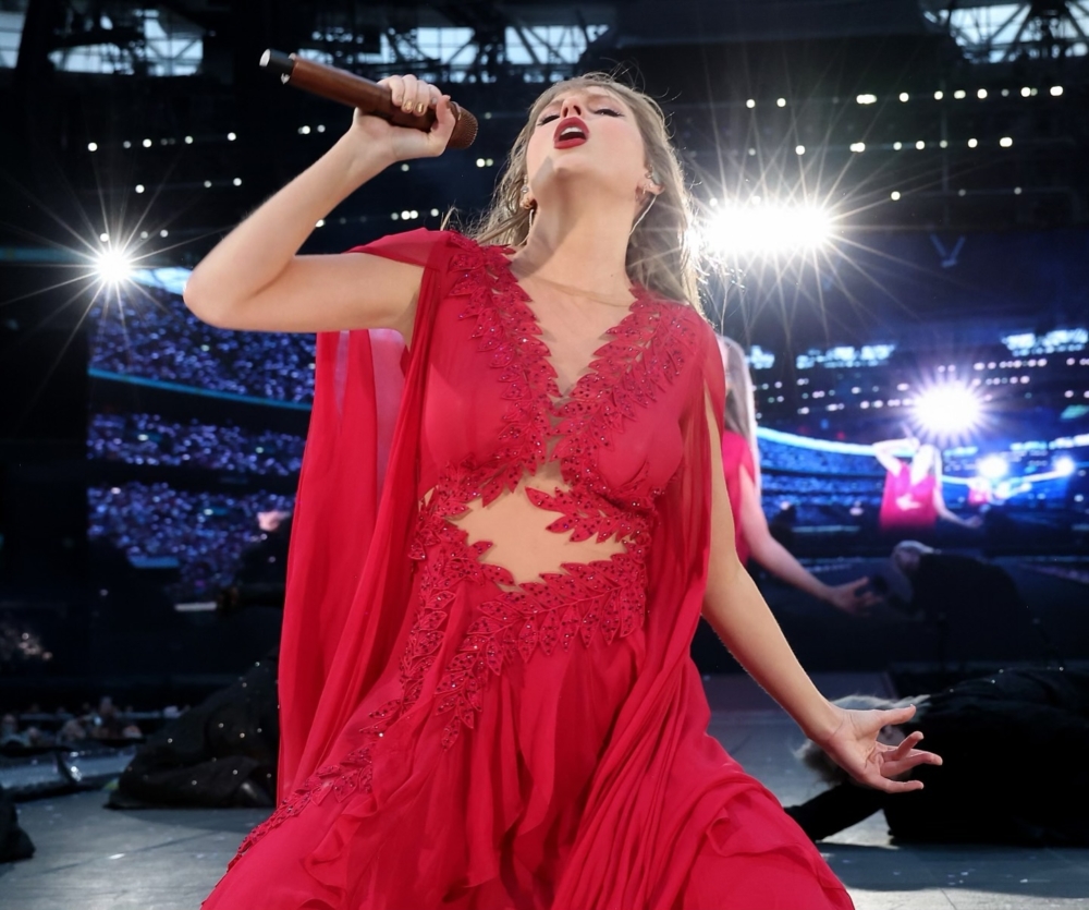 2024Taylor Swift演唱會 「時代巡迴演唱會」(Eras Tour)來到英國倫敦溫布利球場