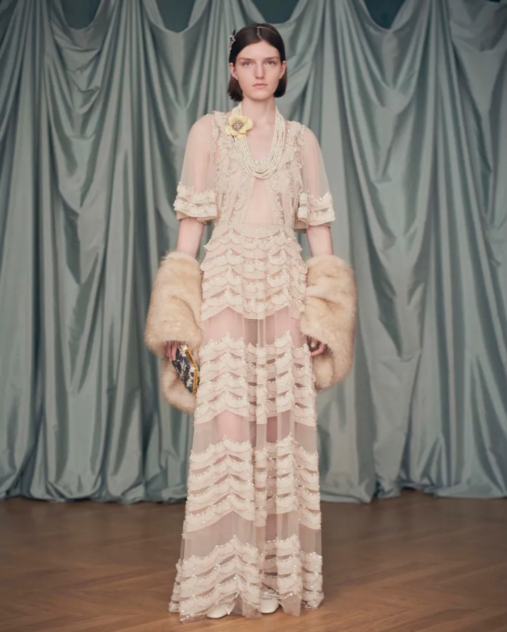 Valentino「Avant les Débuts」Pre-spring 2025系列