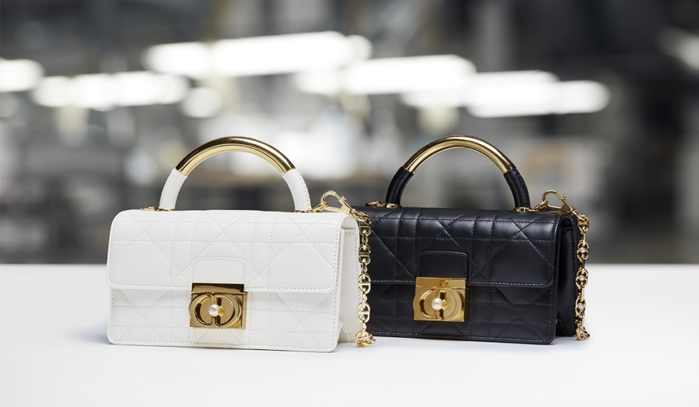 【ゴールドが上品に際立つ★】Dior Ange バッグ ミニ dr-2410-0118.jpg?v=1731237186