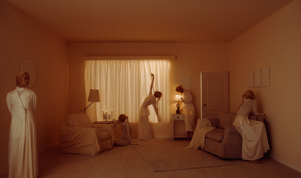 S’ranouir的形象照充滿戲劇張力及藝術性