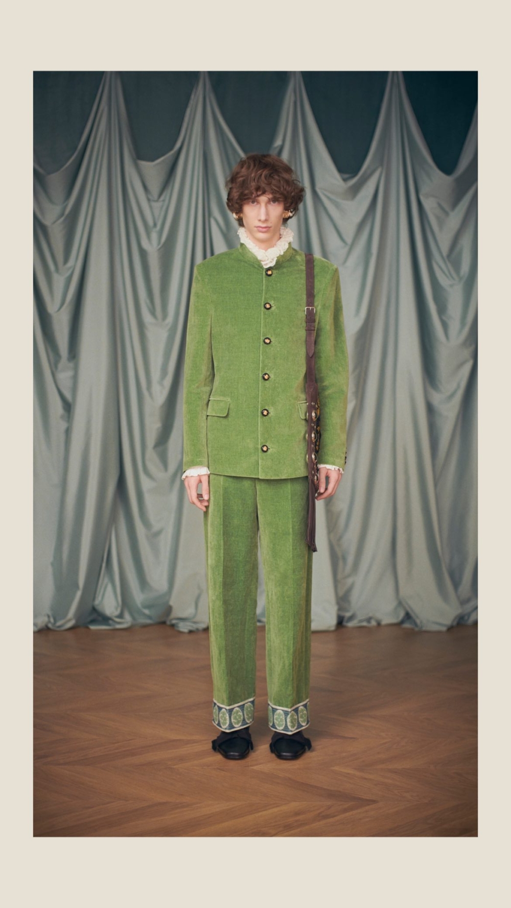 Valentino「Avant les Débuts」Pre-spring 2025系列