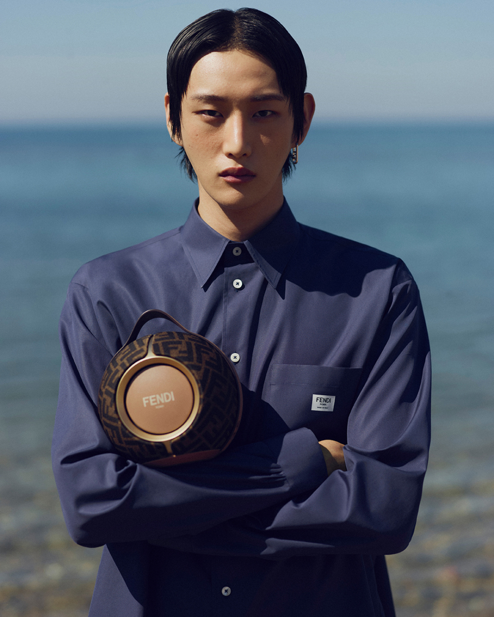 配備IPX4防潑水等級、Devialet首款內置電池