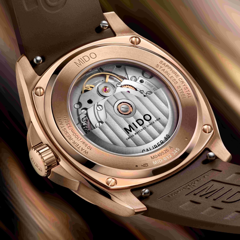 採用Nivachron™鈦游絲的Caliber 80自動上鍊機芯確