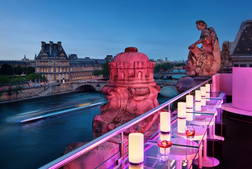 美酒吧台上可以品嚐到精緻小點