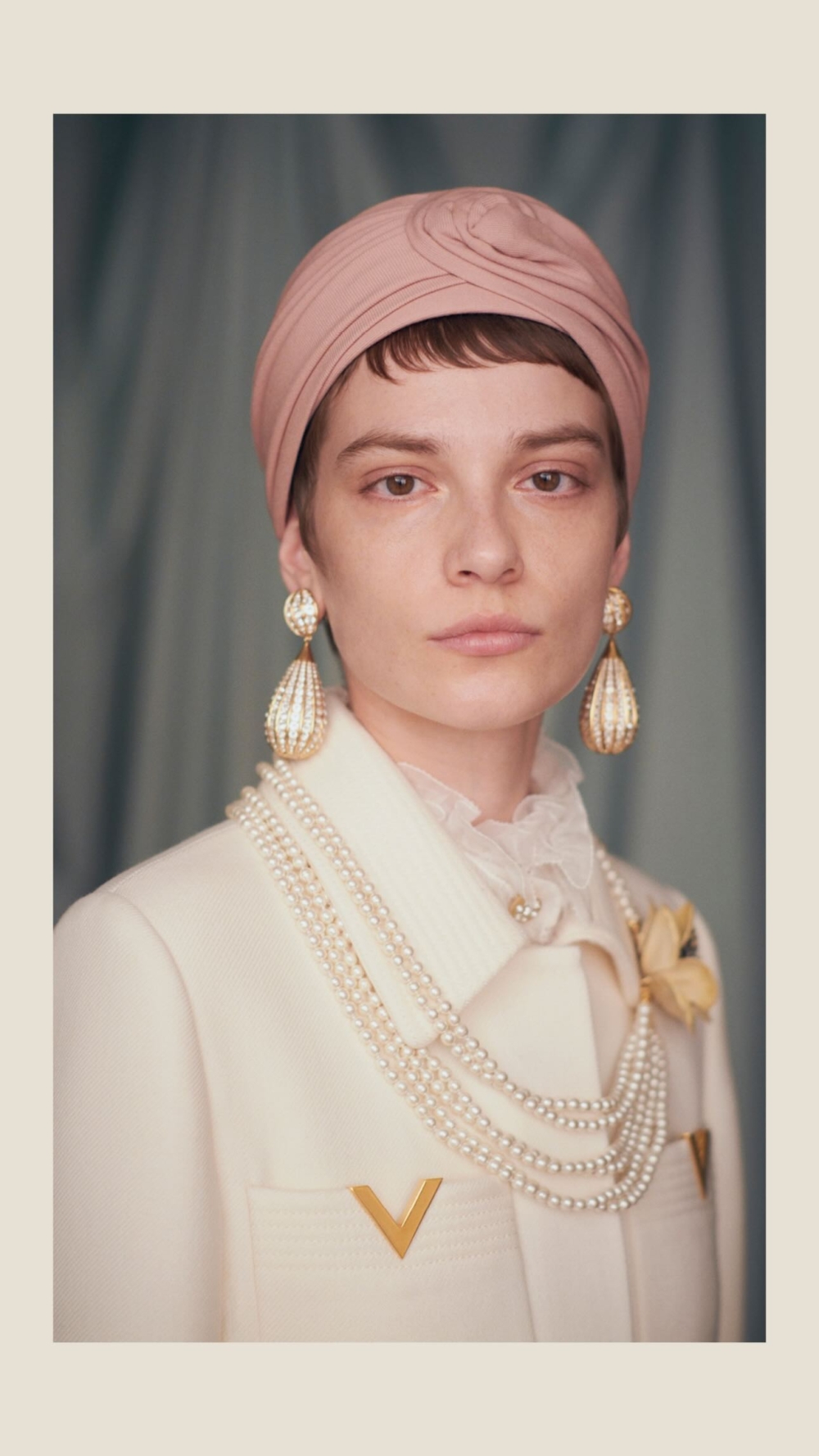 Valentino「Avant les Débuts」Pre-spring 2025系列