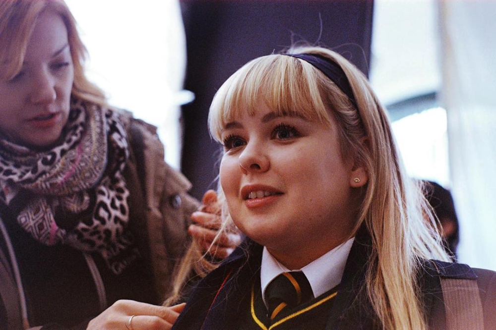 Nicola以主角之一的身份出演情境喜劇《Derry Girls》