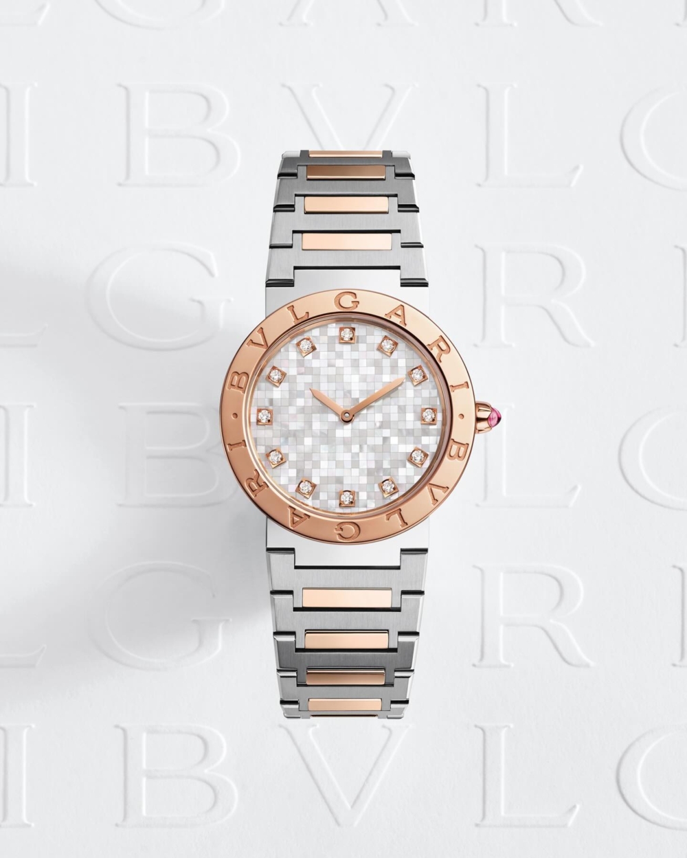 BVLGARI二度攜手Lisa共同創作BB × Lisa系列腕錶