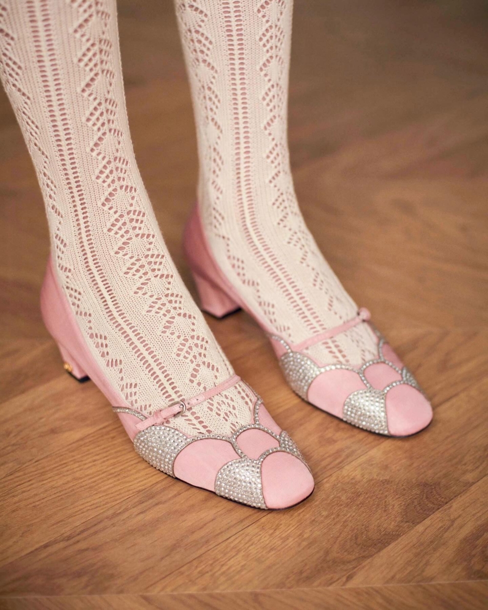 Valentino「Avant les Débuts」Pre-spring 2025系列