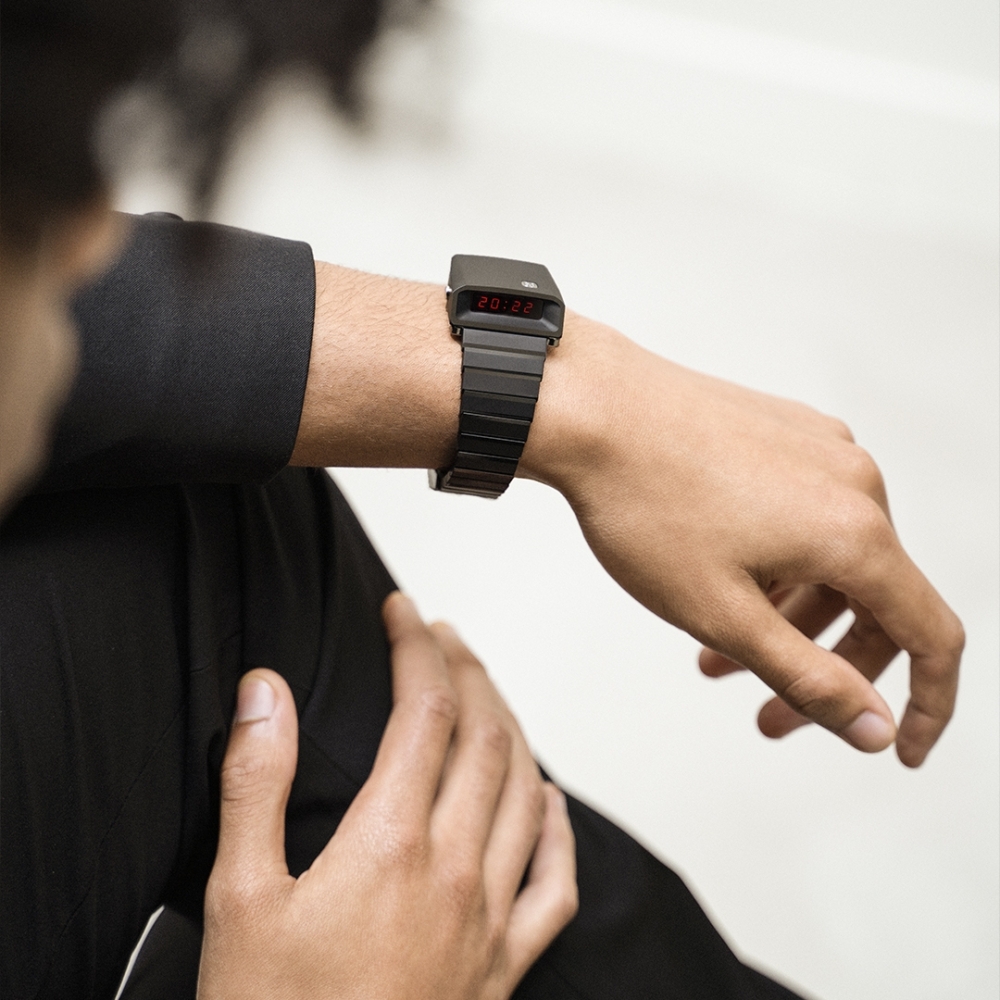 GP在2022年推出Casquette 2.0版本，限量820只