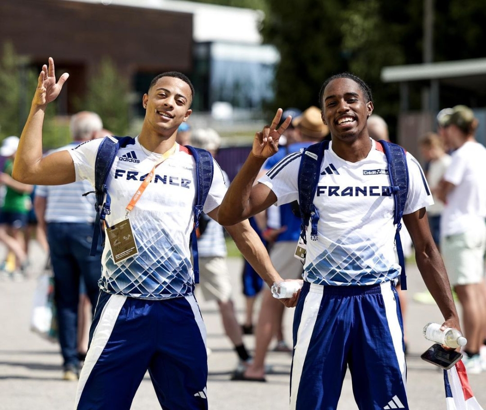 Sasha Zhoya擁有三重國籍