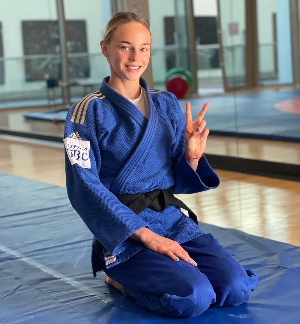 年僅17歲的Daria Bilodid參加世界柔道錦標賽，一舉獲得女子48公斤級的冠軍