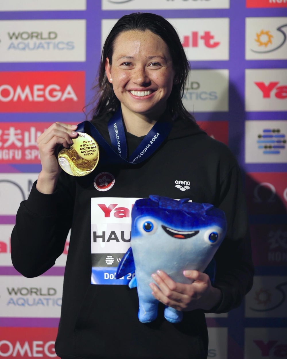 在各種游泳比賽都取得好成績