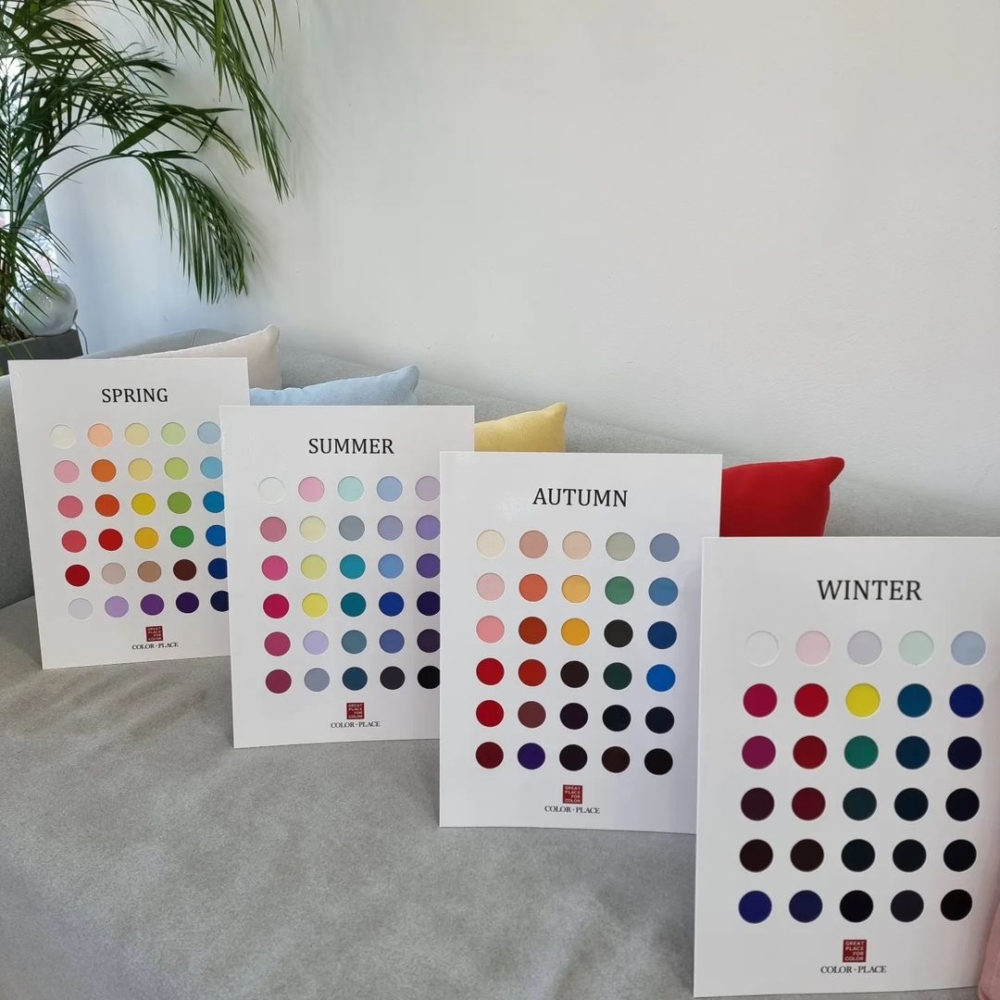 「個人色彩理論」大都會將膚色分冷暖，個人顏色可以分四季色系。