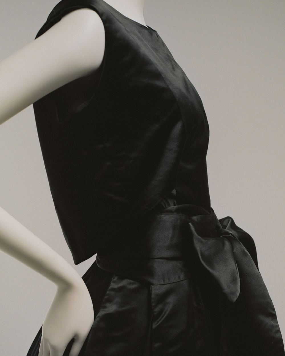 CHANEL 1960/61年秋冬系列晚裝連身裙