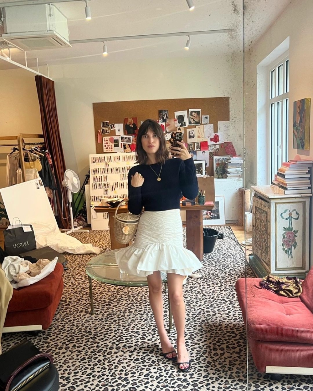 Jeanne開設個人部落格，並開始記錄她的生活和穿搭