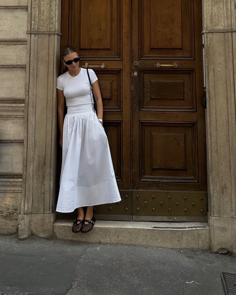 休閒的服裝也非常適合與朋友們一起出門野餐