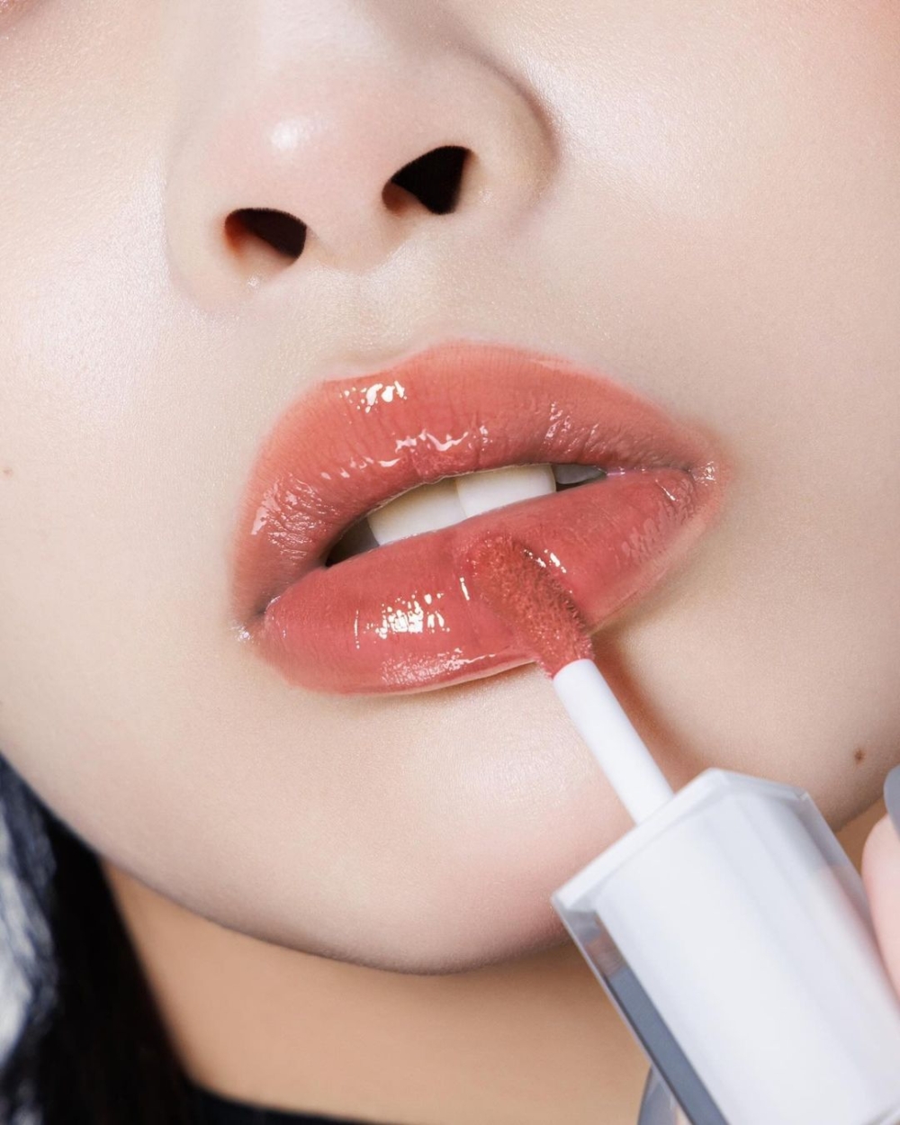 植村秀無色限水光嫩唇露