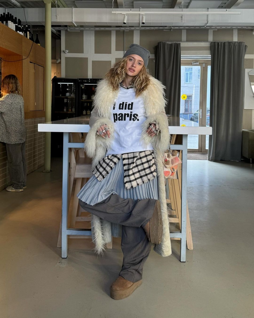 用格子襯衫就能創造混搭感