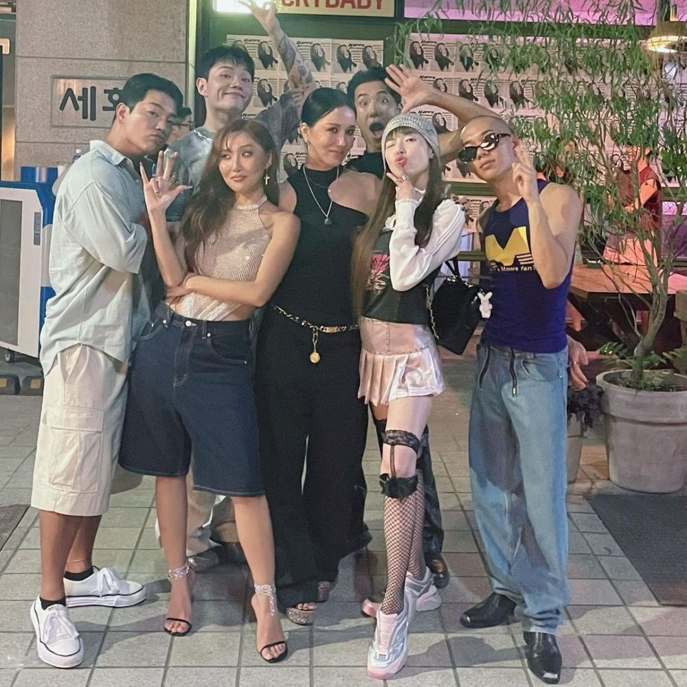 較大面積的露出腳背,也能更好的修飾腿型