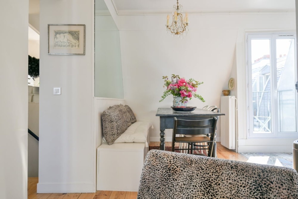 Jeanne Damas的家中擺設很有自己的風格