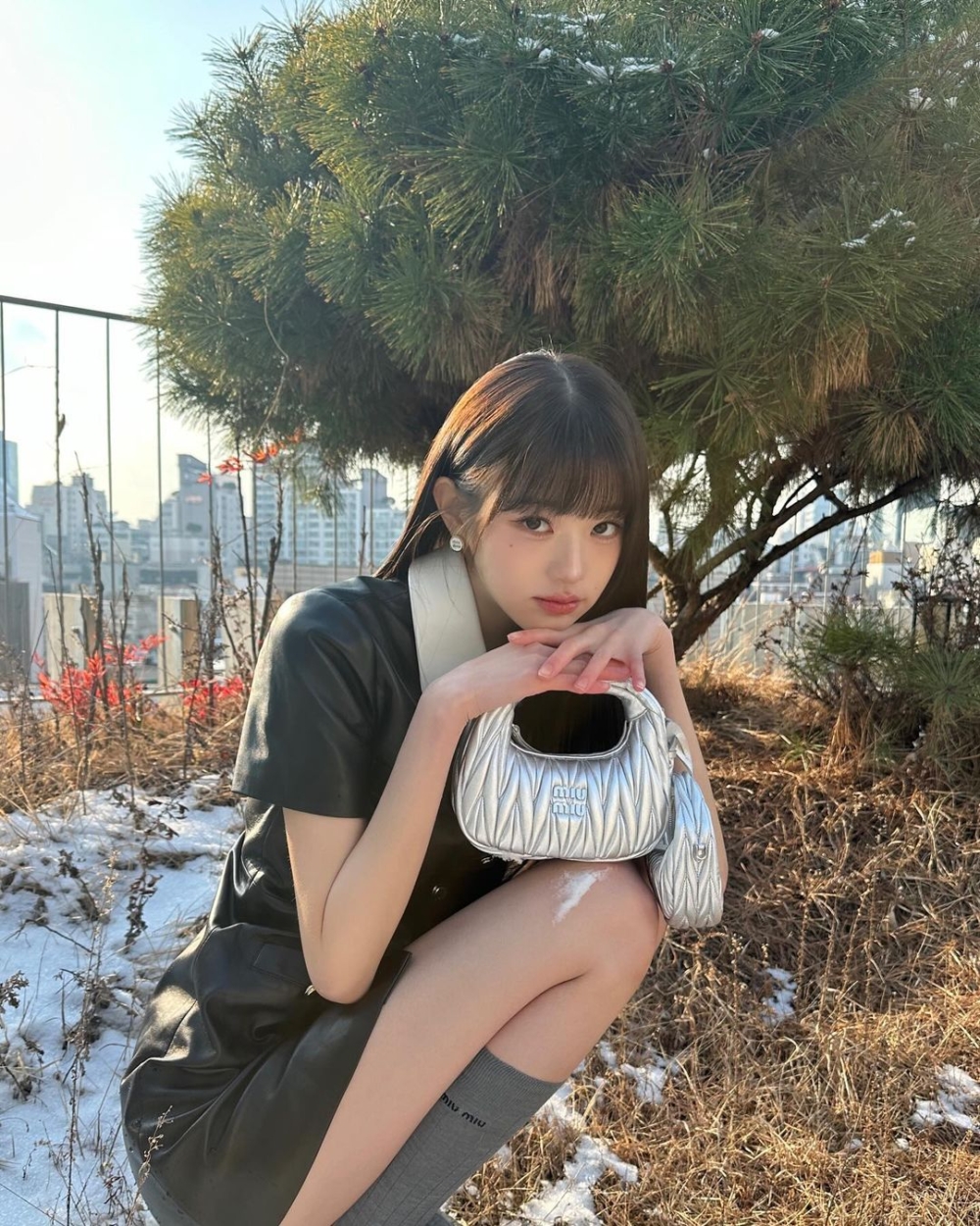 張員瑛將Miu Miu貴氣、知識的富家千金演繹的很完美