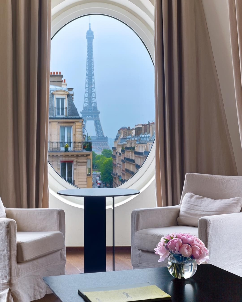 Le Metropolitan座落於巴黎第16區