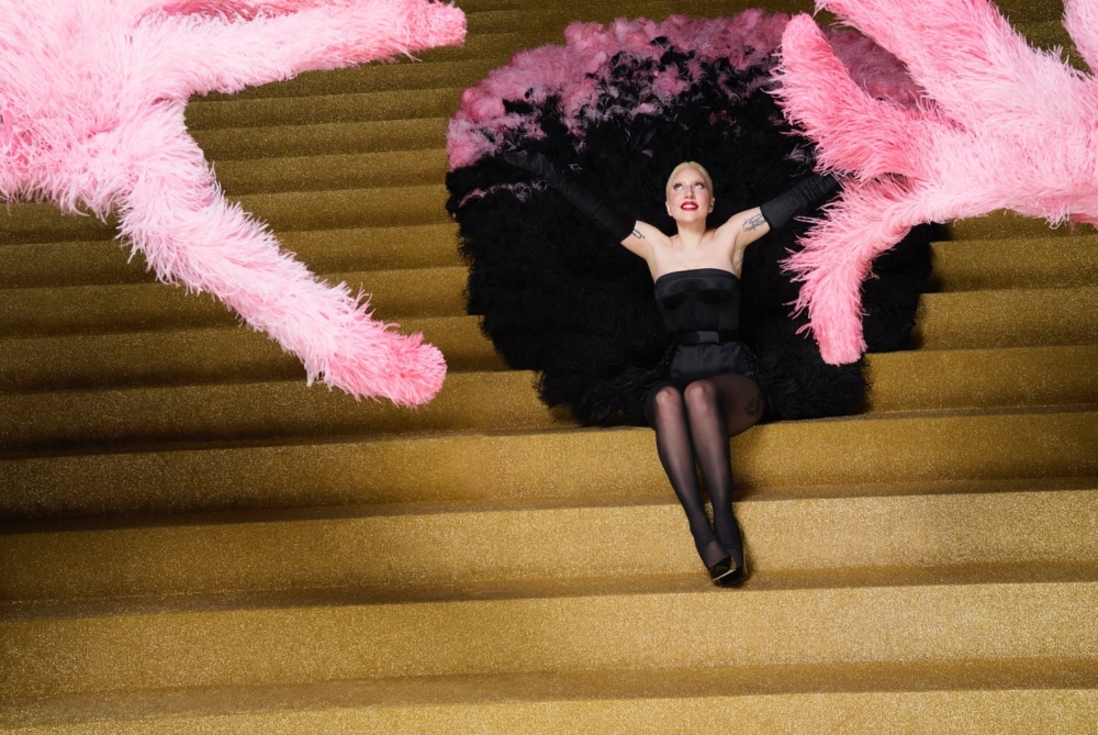 震撼開唱法語經典歌曲《Mon truc en plumes》