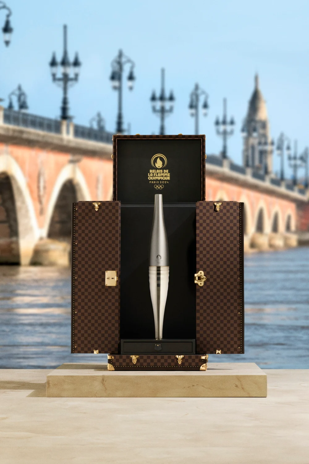 LVMH集團花費1.5億歐元贊助巴黎奧運