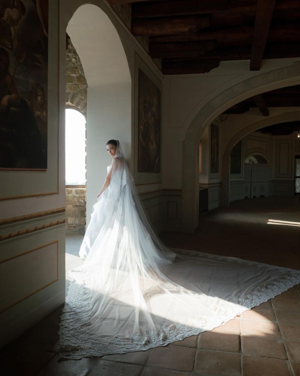 Ed Westwick和Amy Jackson在古堡舉行婚禮