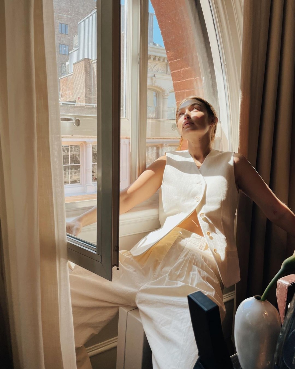 西裝背心打造隨性感