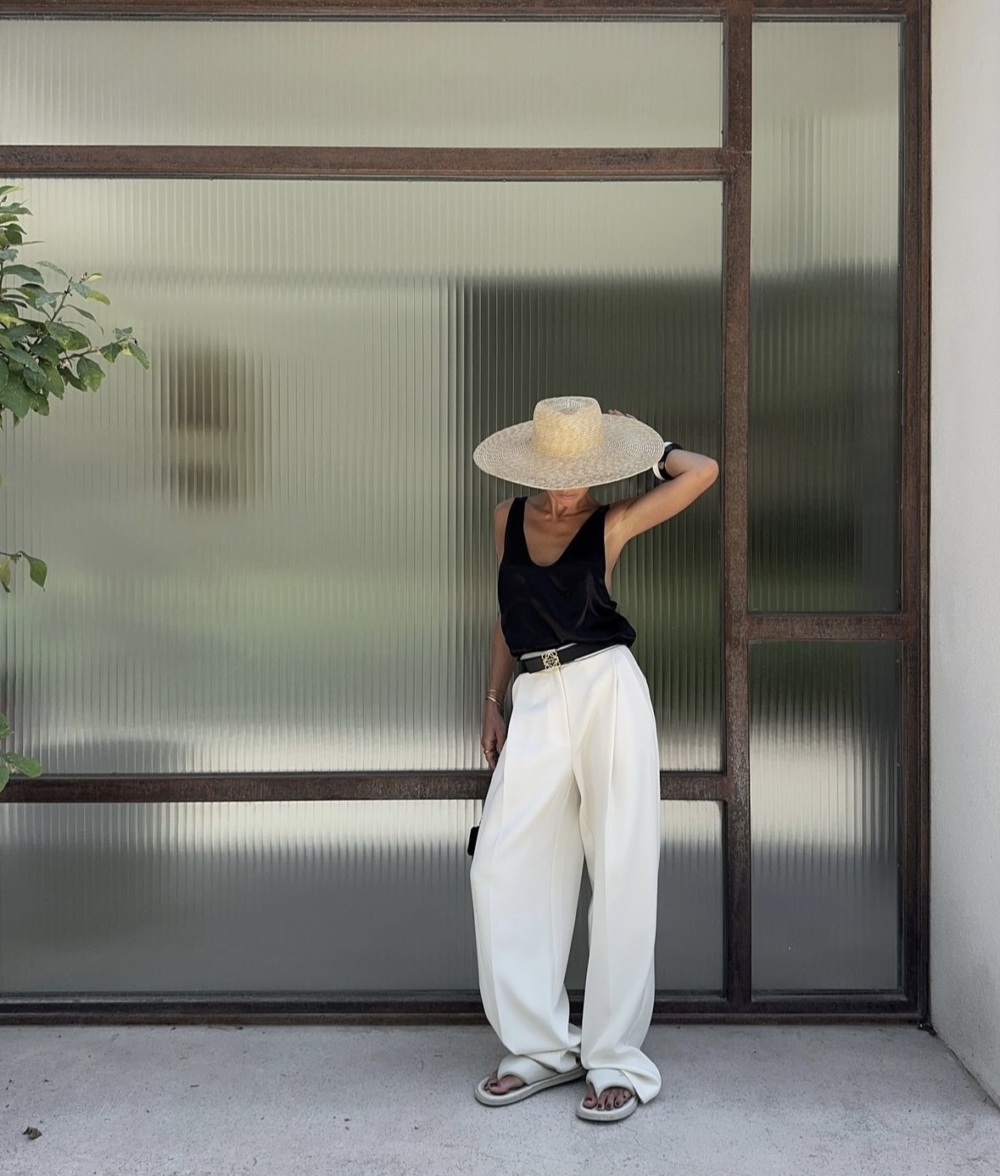 各式各樣的草編帽成為時髦又愜意的配件。