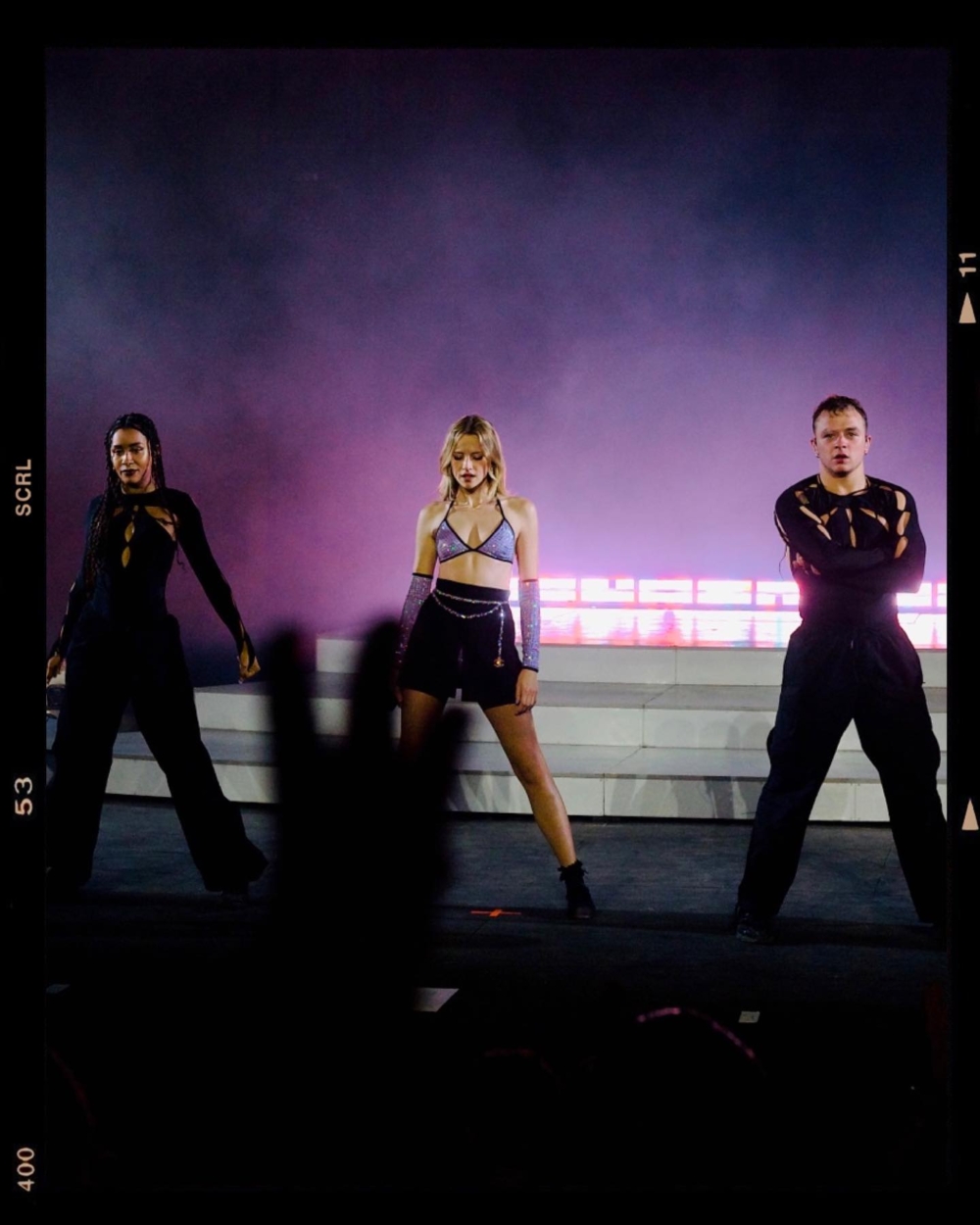 CHANEL專門量身打造舞台服