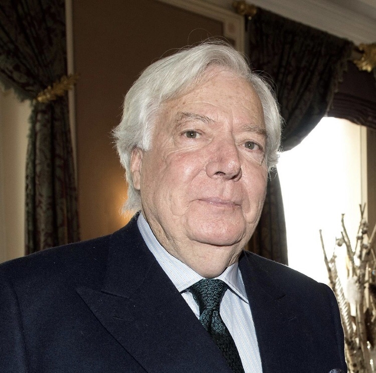 這場股權戰中,Nicolas Puech是唯一沒有加入的家族成員