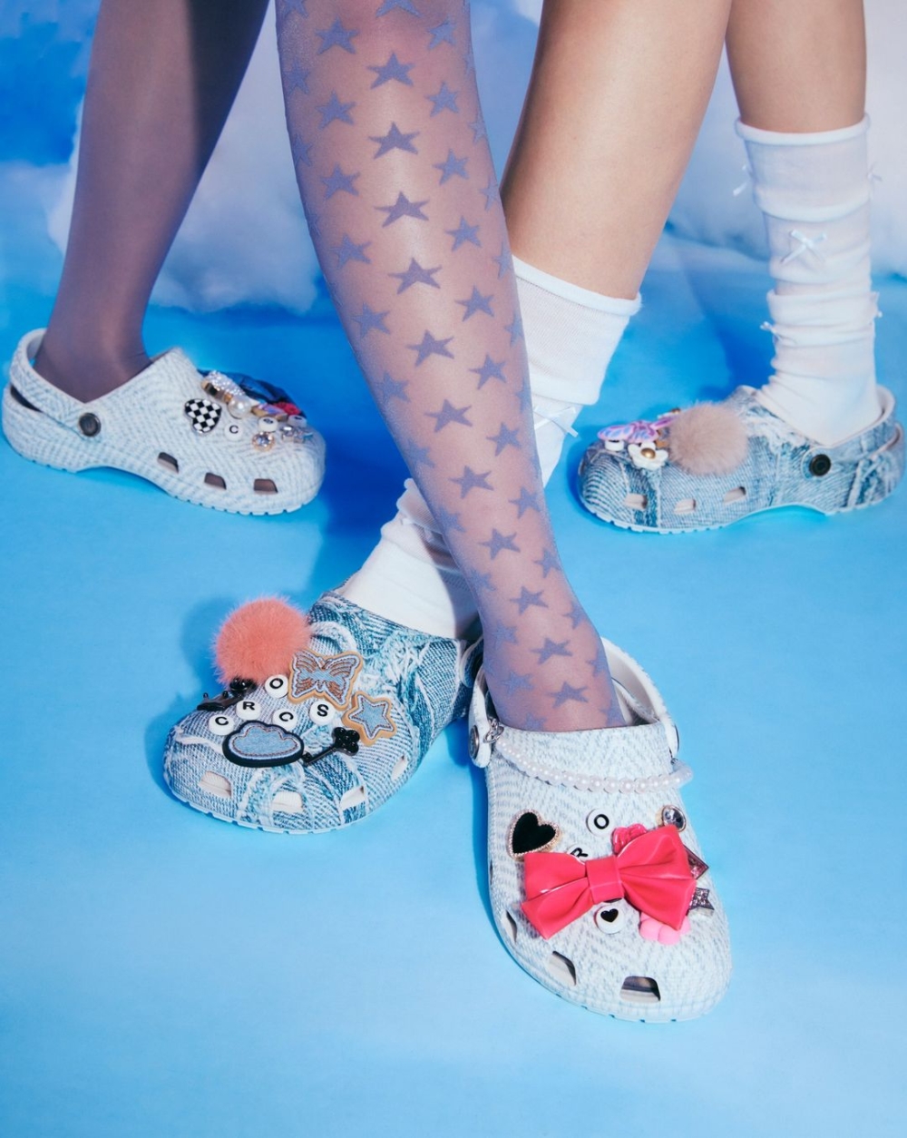 相較於2007年流行的洞洞鞋，2024的洞洞鞋沒有什麼太大的改變